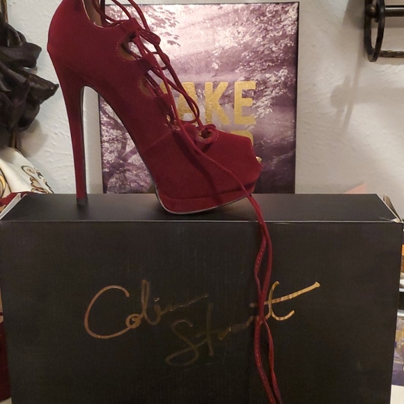 Shoes - Picture 2 of 2